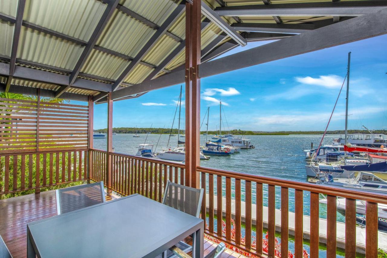 Tin Can Bay Marina Villas Esterno foto